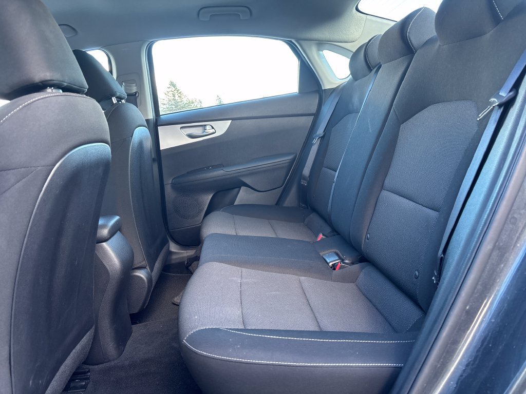 Certified 2023 Kia Forte LXS w/ LXS Technology Package FWD image 23