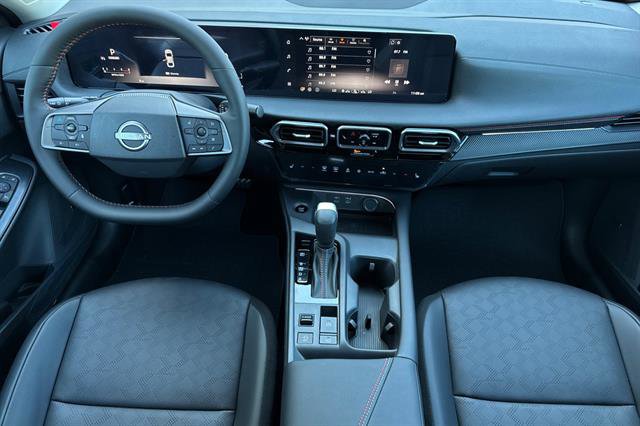 New 2026 Nissan Sentra SR w/ SR Premium Package FWD image 15