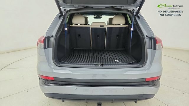 Used 2024 Audi Q4 e-tron Prestige AWD/4WD image 14