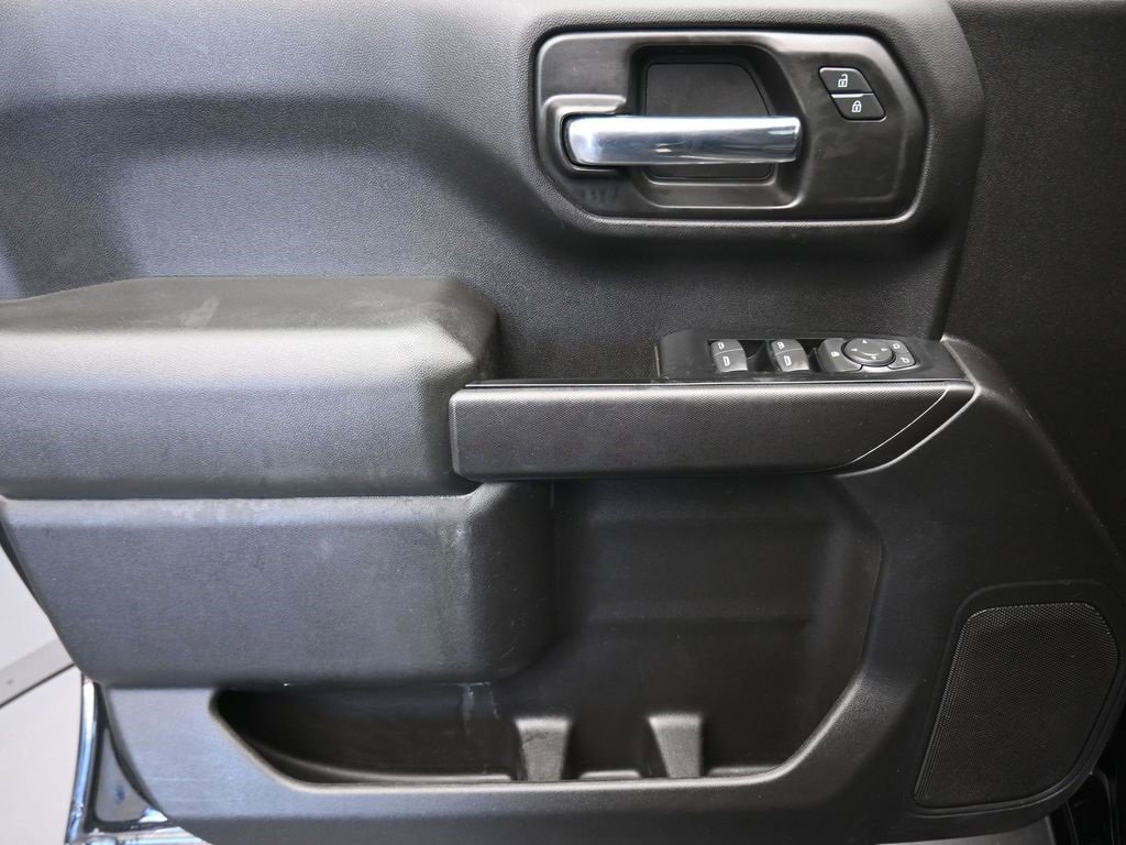 Used 2020 Chevrolet Silverado 1500 Custom image 10