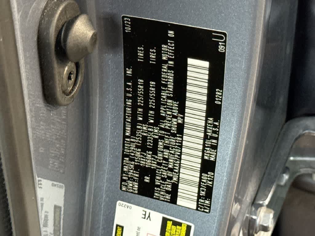 Used 2023 Toyota Corolla Cross XLE FWD image 29