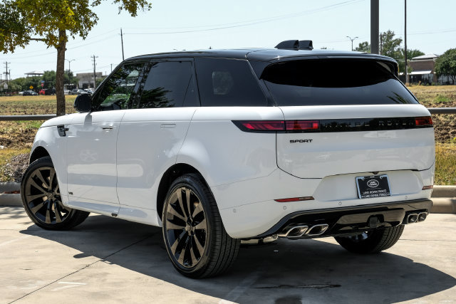 New 2026 Land Rover Range Rover Sport Dynamic SE AWD/4WD image 13
