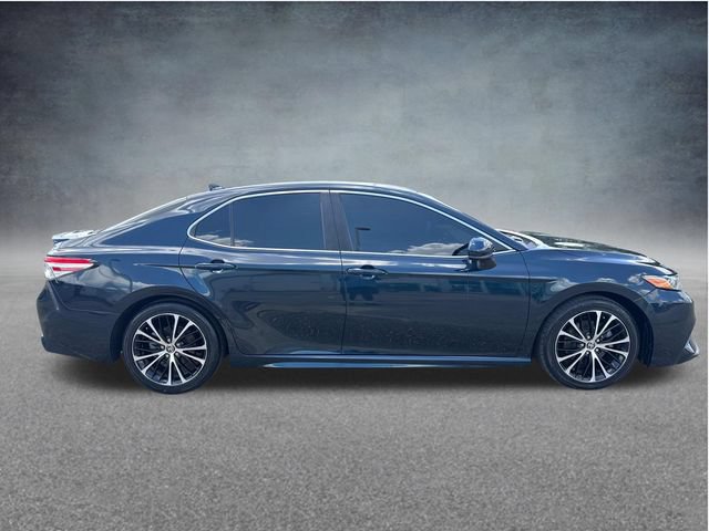 Used 2020 Toyota Camry SE FWD image 12