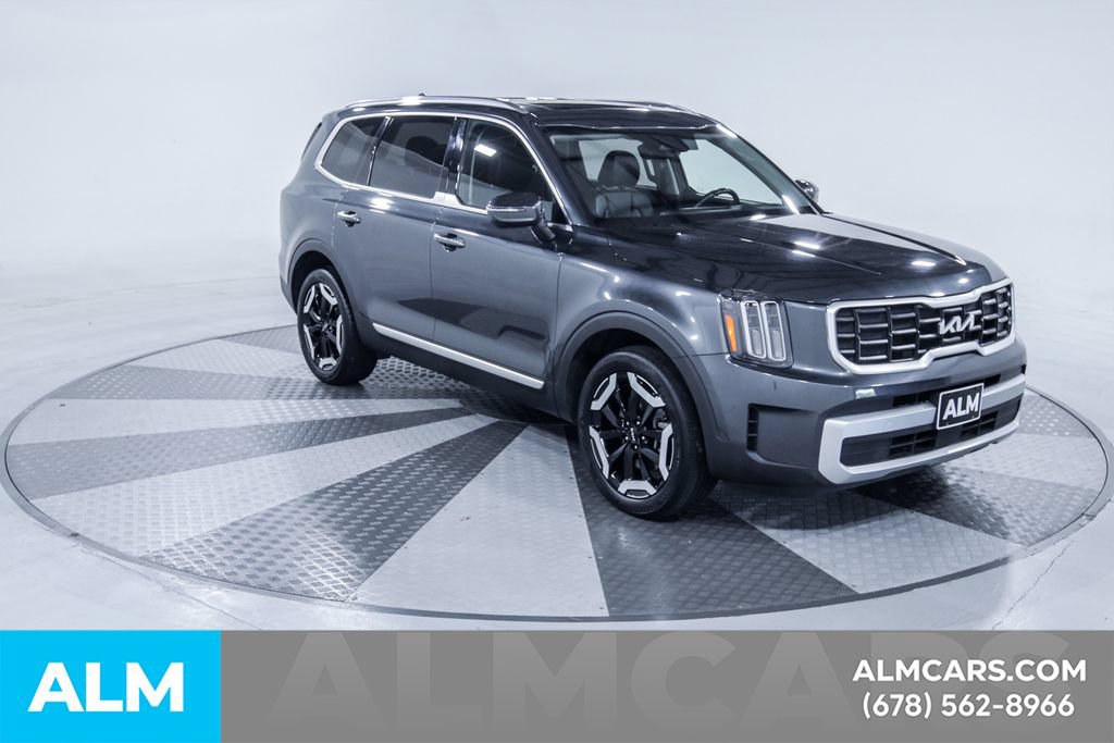 Used 2023 Kia Telluride S w/ S Sunroof Package FWD image 14