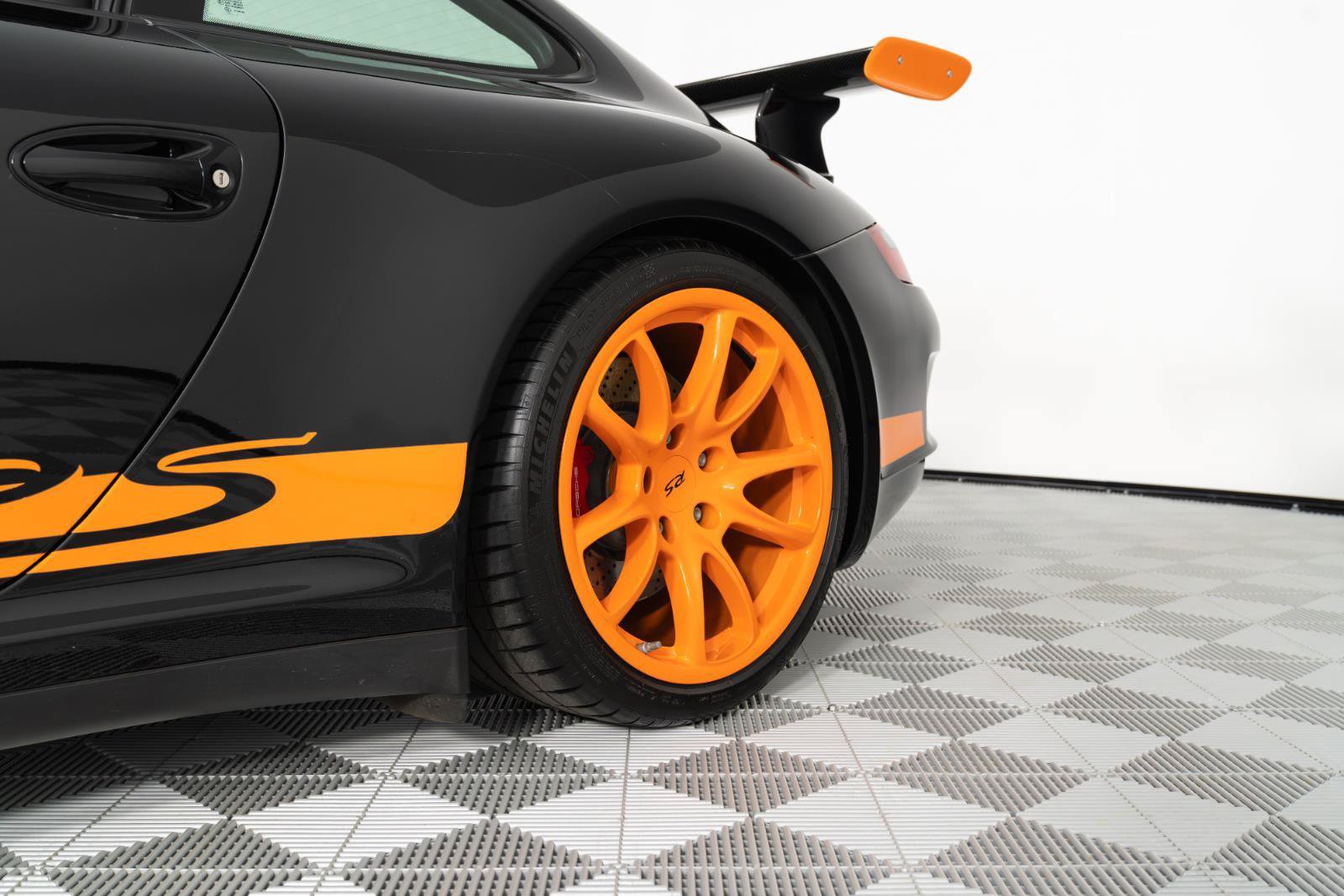 Used 2007 Porsche 911 GT3 RS RWD image 18