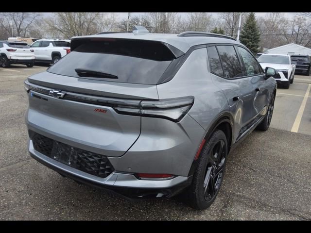 Used 2025 Chevrolet Equinox EV RS w/ Convenience Package II image 2