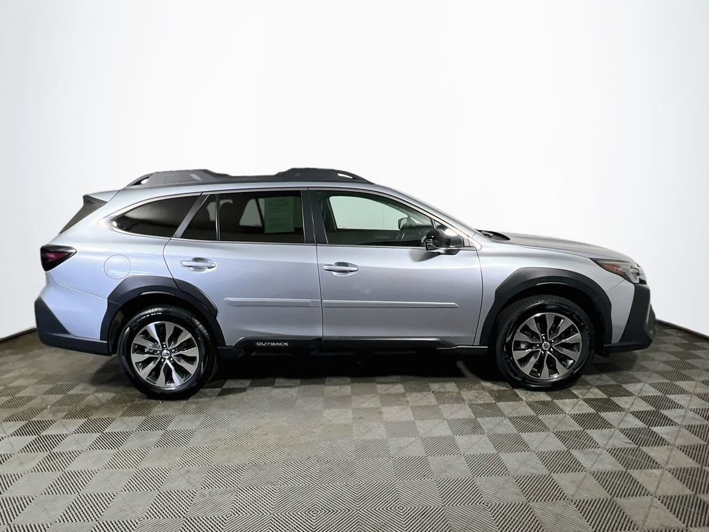 Used 2024 Subaru Outback Limited XT AWD/4WD image 8