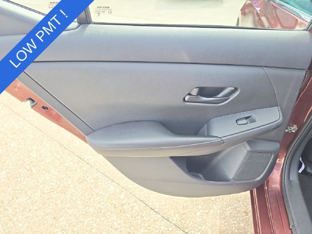 Used 2024 Nissan Sentra SV FWD image 13
