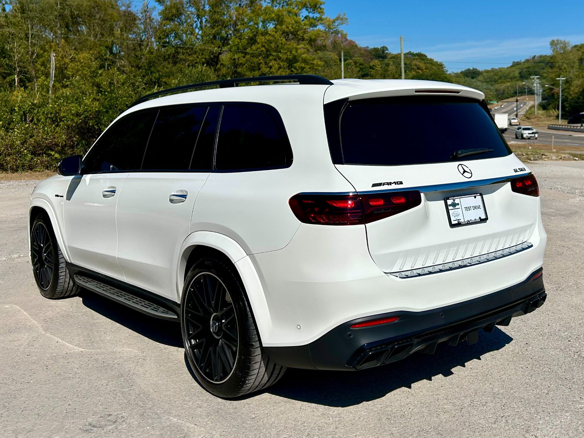 Used 2024 Mercedes-Benz GLS 63 AMG 4MATIC image 4