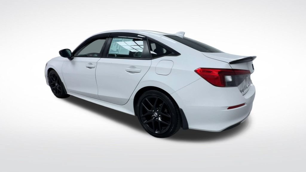 Used 2023 Honda Civic Sport image 8