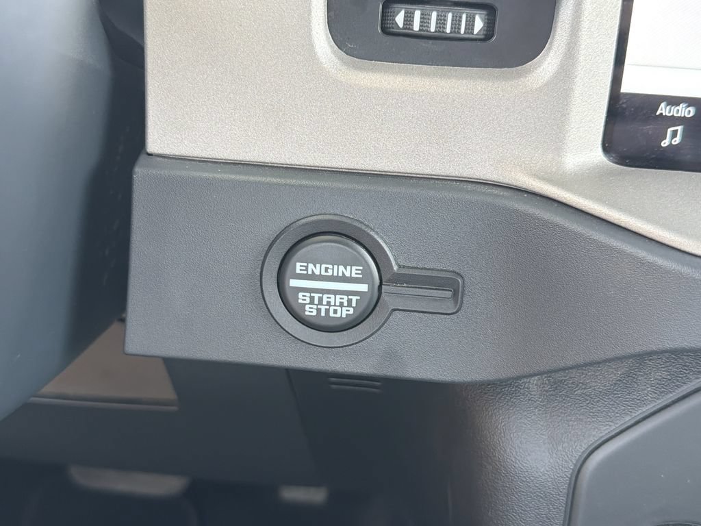 Used 2026 Ford Bronco Outer Banks AWD/4WD image 24