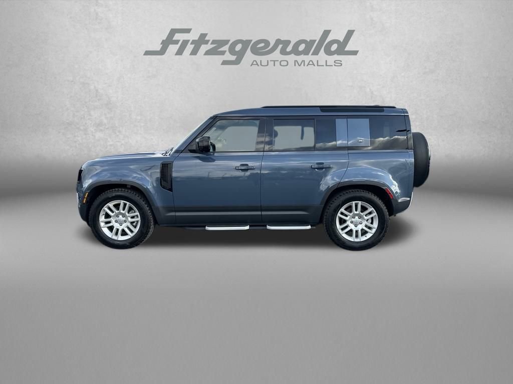 Used 2024 Land Rover Defender 110 S image 4