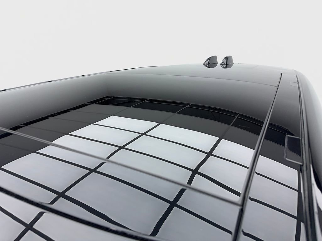 Used 2024 Land Rover Range Rover Long Wheelbase SE image 13