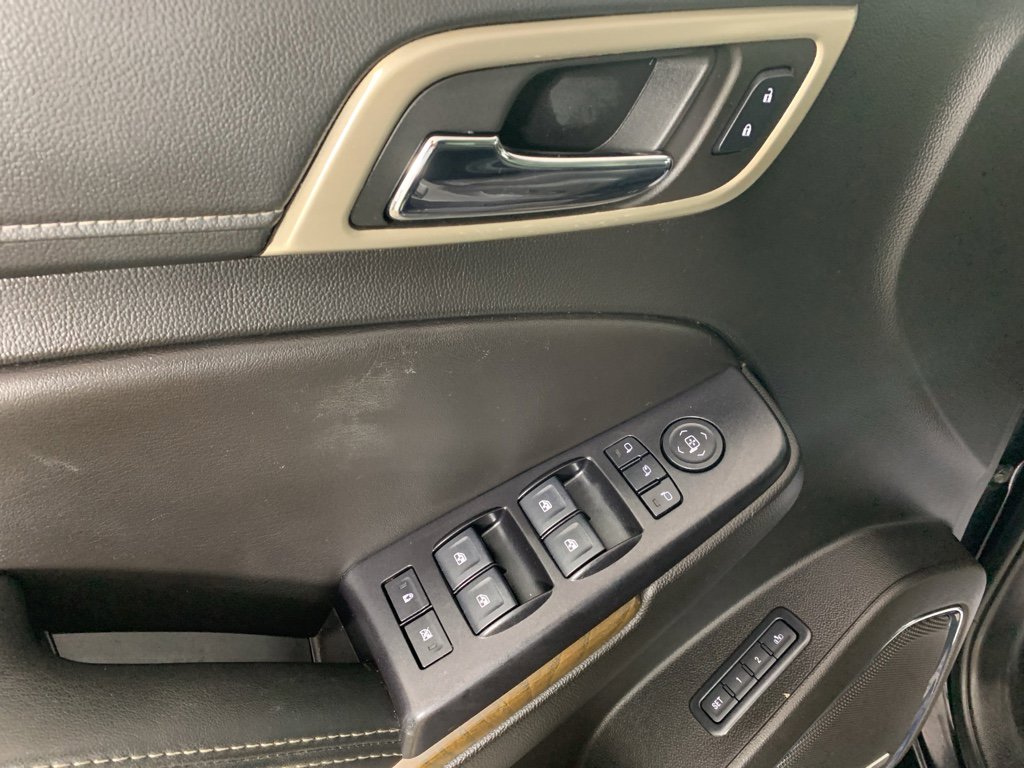 Used 2018 GMC Yukon XL Denali w/ Denali Ultimate Package image 14