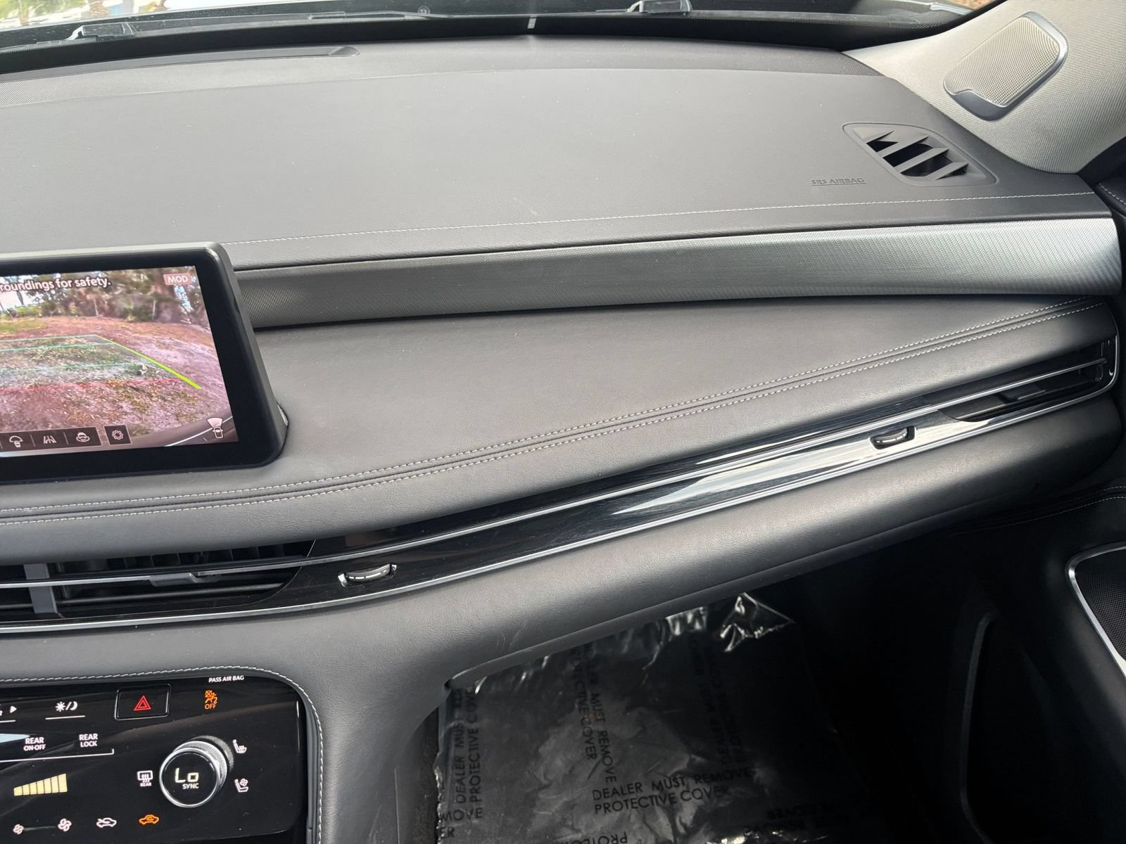 Used 2026 INFINITI QX60 Luxe FWD image 40