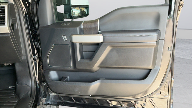 Used 2021 Ford F350 Lariat AWD/4WD image 23