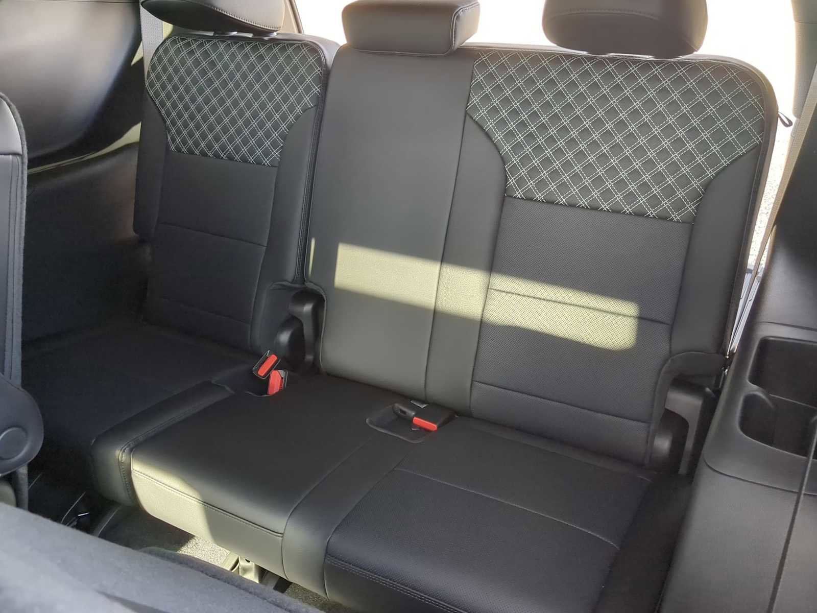 New 2026 GMC Acadia Denali w/ Super Cruise Package image 26