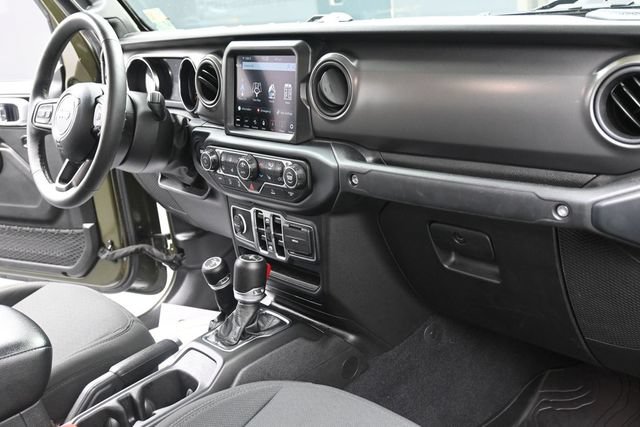 Used 2023 Jeep Gladiator Sport AWD/4WD image 27