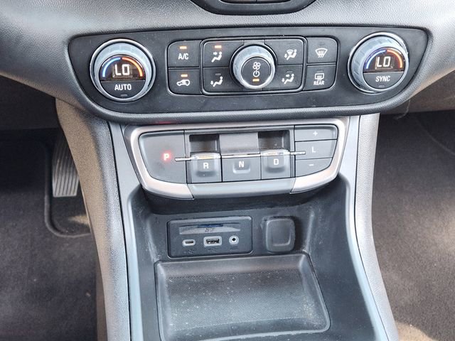 Used 2023 GMC Terrain AT4 w/ Tech Package image 19