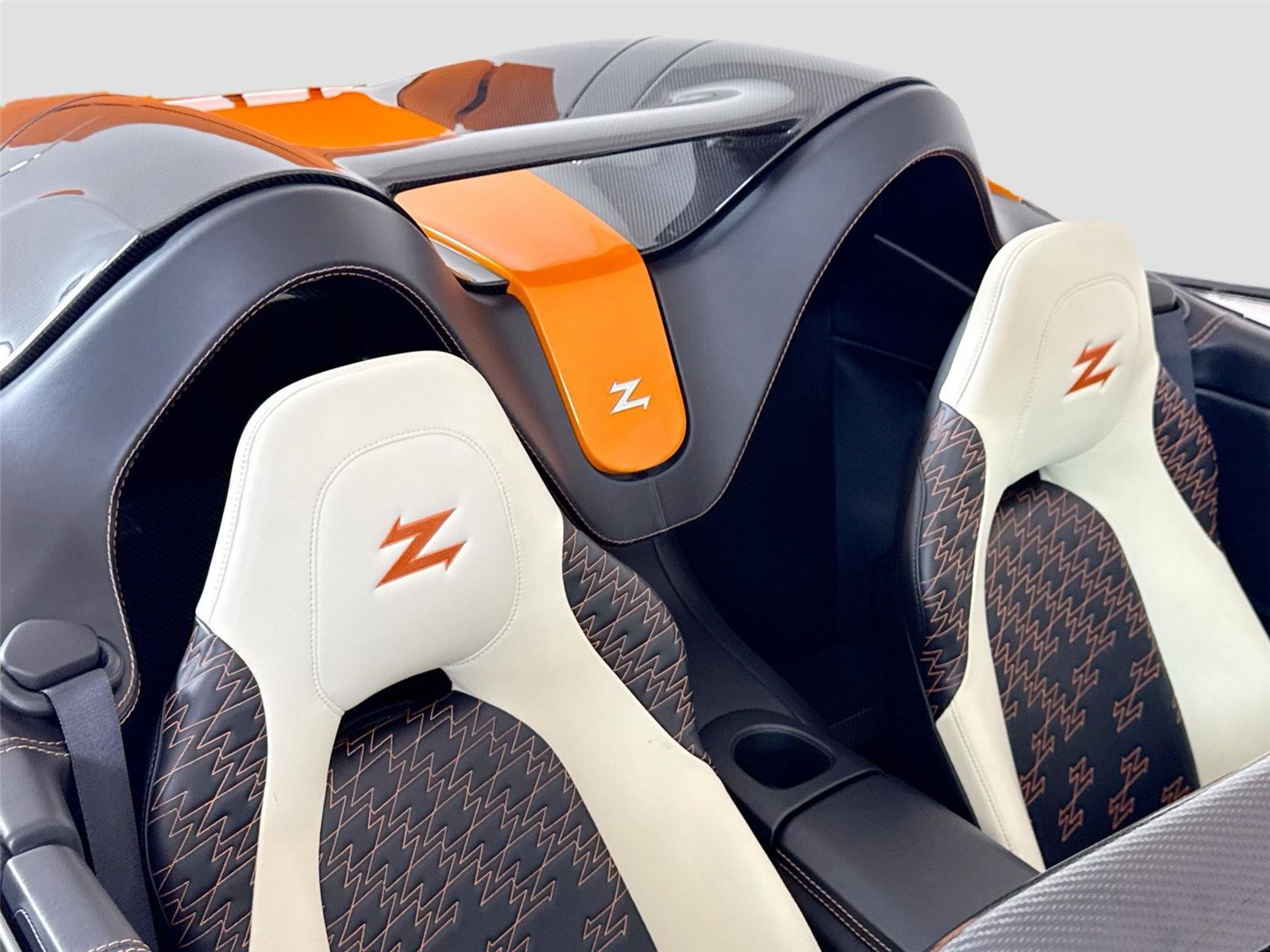 Used 2018 Aston Martin Vanquish Zagato image 38