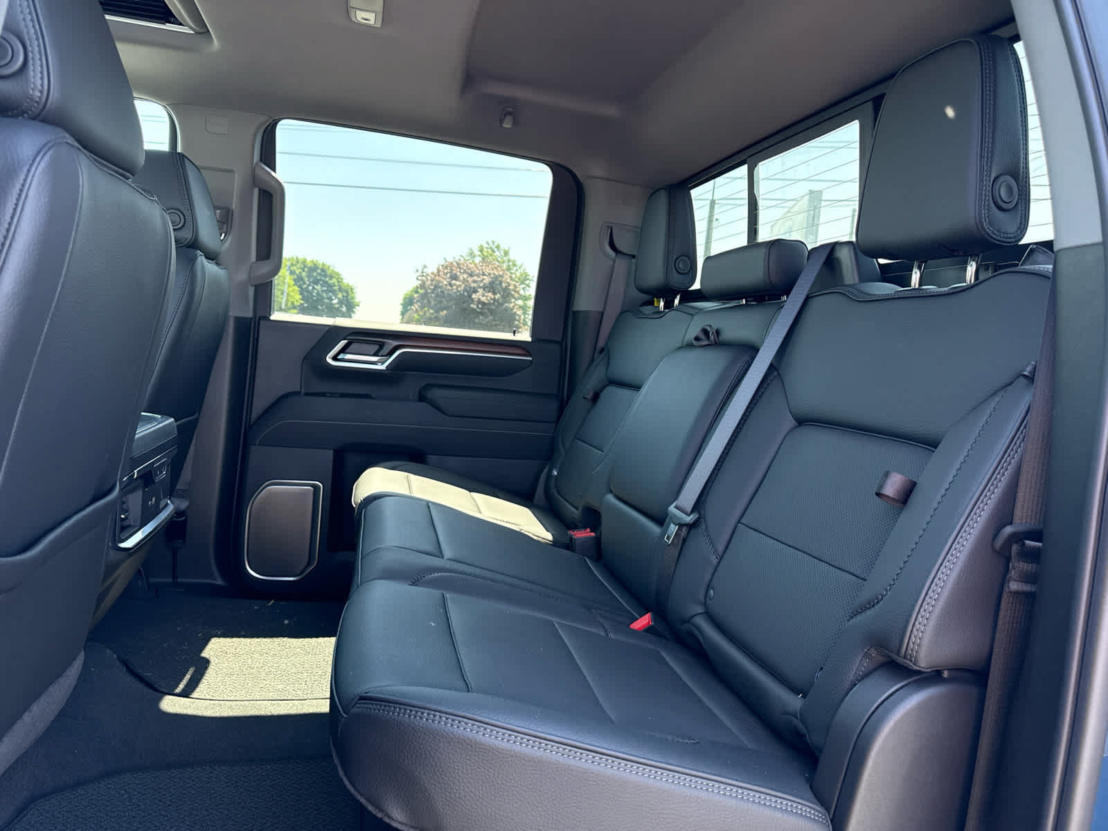 New 2026 GMC Sierra 3500 Denali w/ Denali Reserve Package AWD/4WD image 22