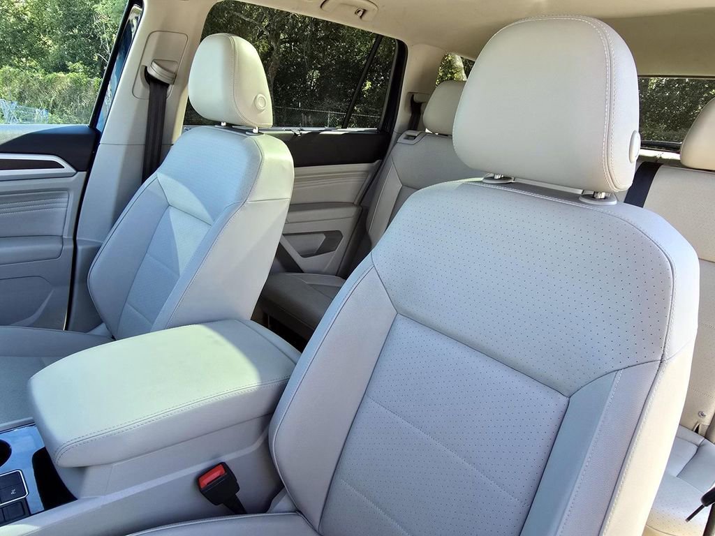 Used 2023 Volkswagen Atlas SE w/ Panoramic Sunroof Package image 24