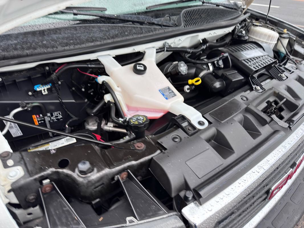 Used 2019 GMC Savana 2500 w/ Driver Convenience Package image 35