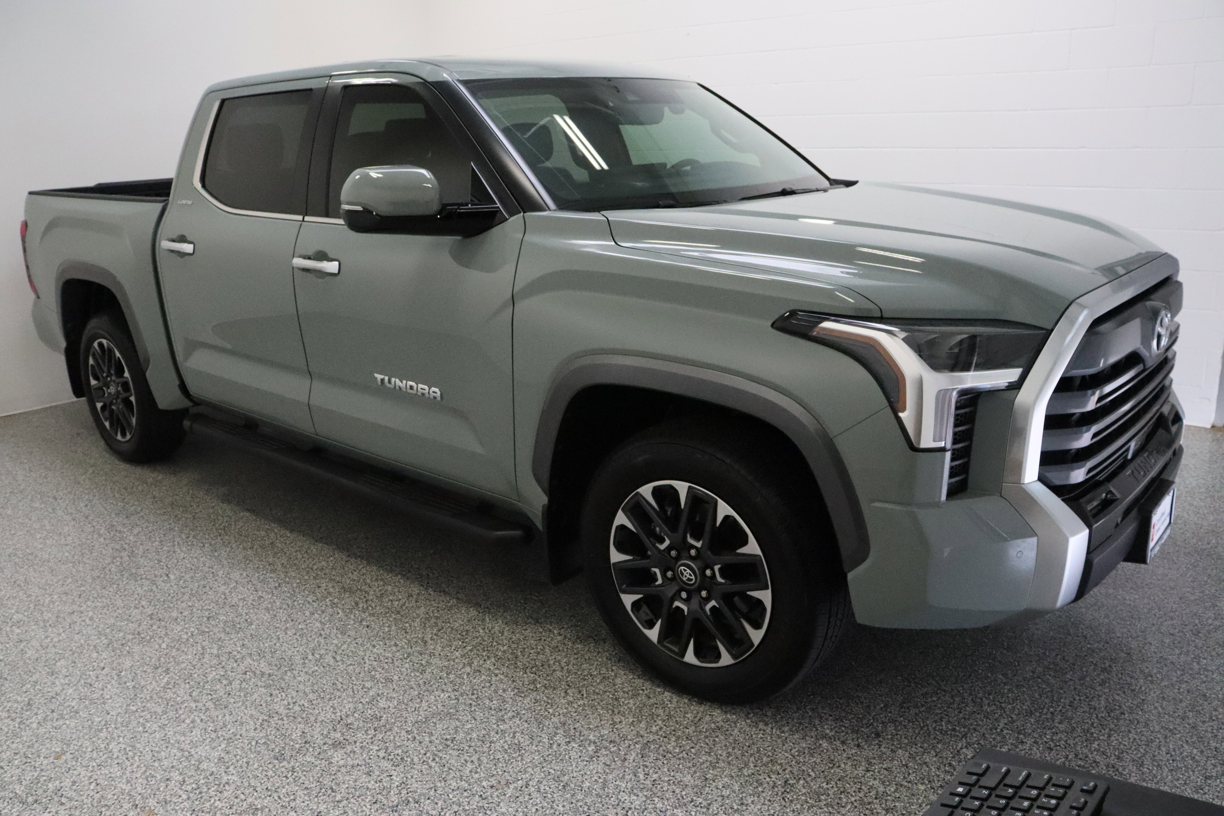 Certified 2026 Toyota Tundra Limited w/ Power Package RWD image 4