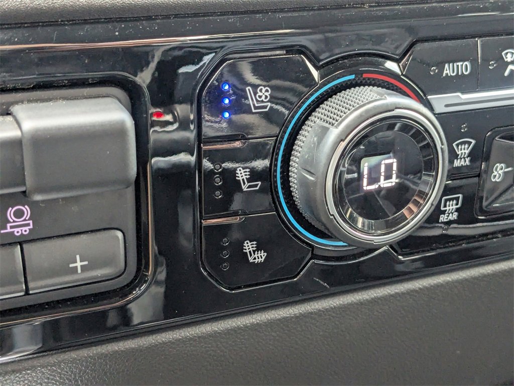 Used 2023 Chevrolet Silverado 1500 LTZ image 30