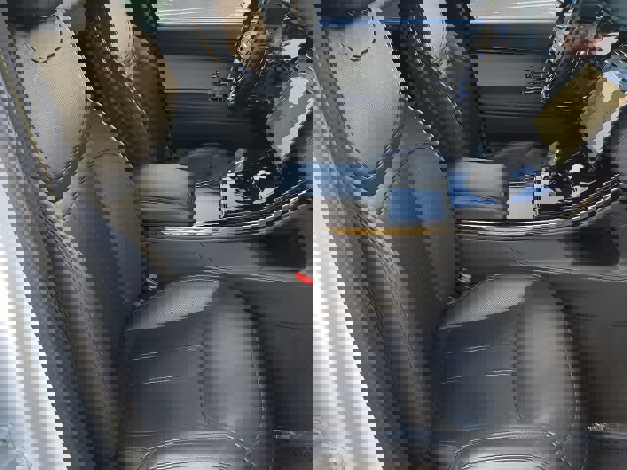 Used 2024 Land Rover Range Rover Sport Dynamic SE image 22