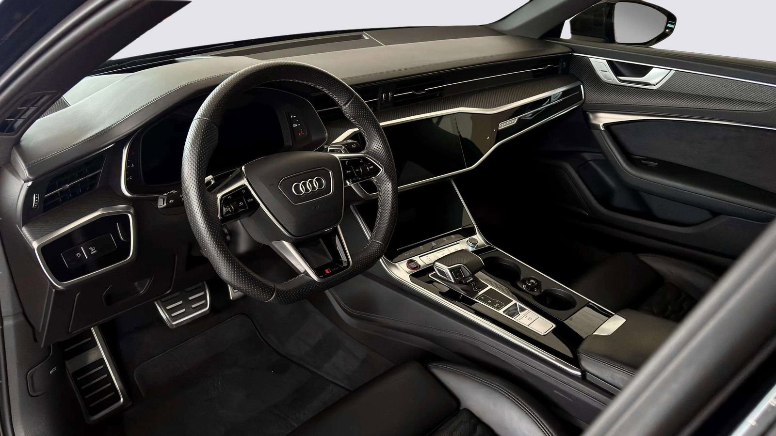 Used 2023 Audi RS 6 w/ Carbon Optic Package image 29