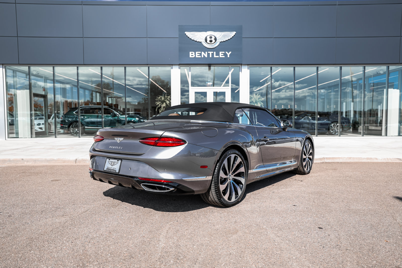 Certified 2026 Bentley Continental GT Azure AWD/4WD image 3