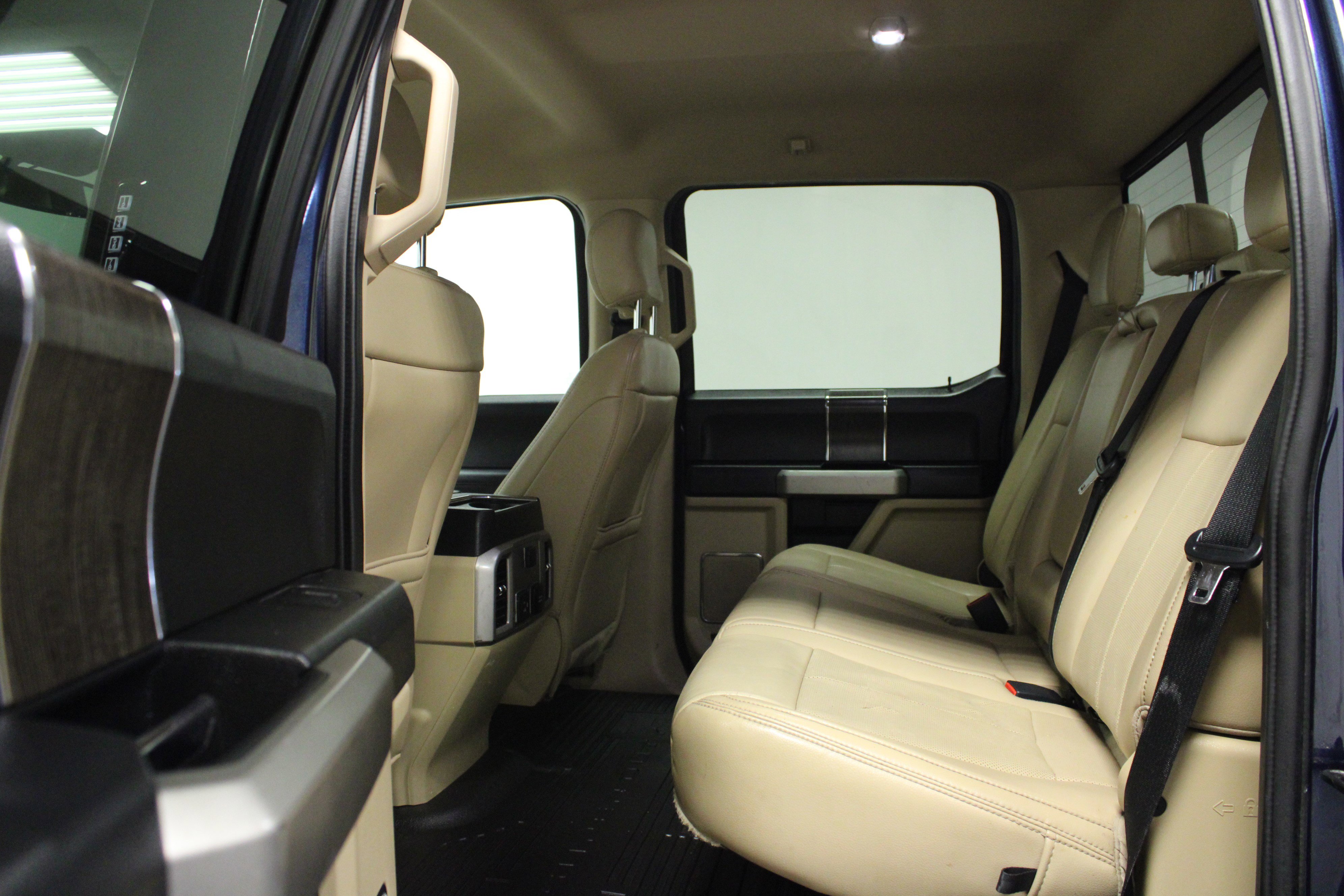 Used 2020 Ford F350 Lariat w/ Snow Plow Prep Package image 13