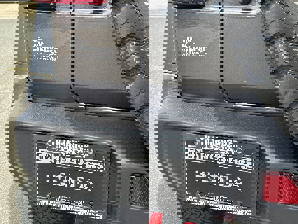 Used 2025 Jeep Wrangler Unlimited Rubicon image 25