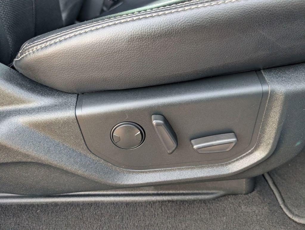 Used 2020 Ford F250 Lariat w/ Lariat Value Package image 47