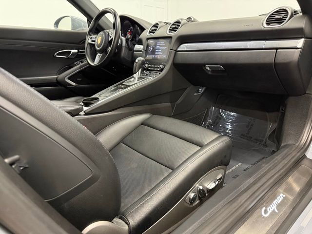 Used 2024 Porsche 718 Cayman image 32