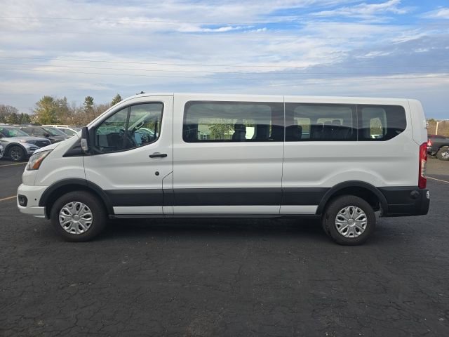 Used 2024 Ford Transit 350 XLT RWD image 4