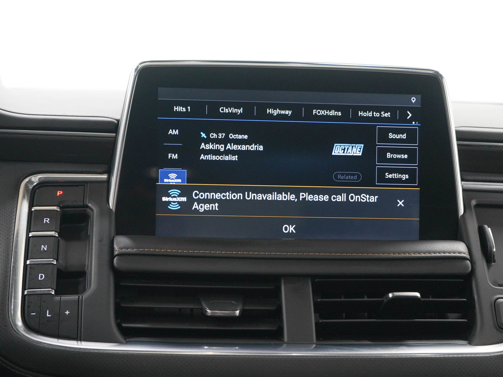 Used 2021 GMC Yukon AT4 w/ AT4 Premium Plus Package AWD/4WD image 21