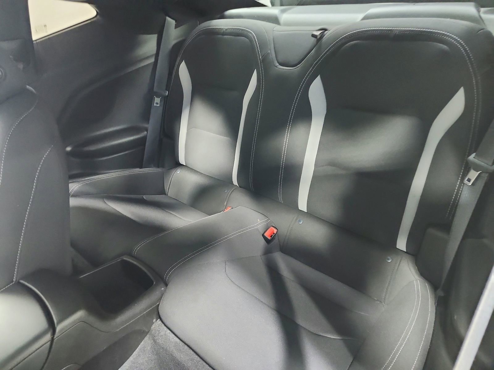 Used 2018 Chevrolet Camaro SS image 32