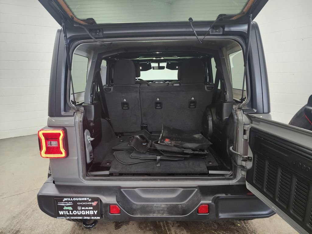 Used 2022 Jeep Wrangler Unlimited Sahara w/ Dual Top Group image 27