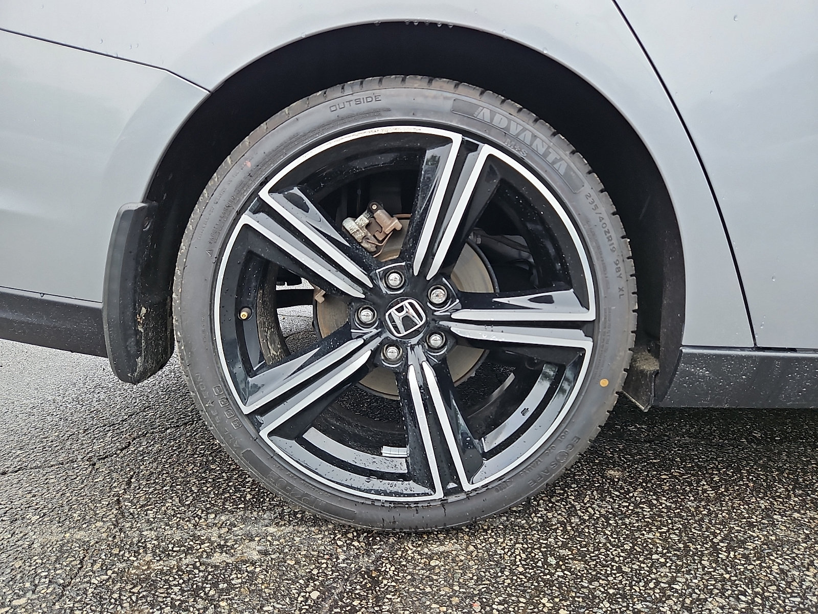 Used 2023 Honda Accord Sport image 8