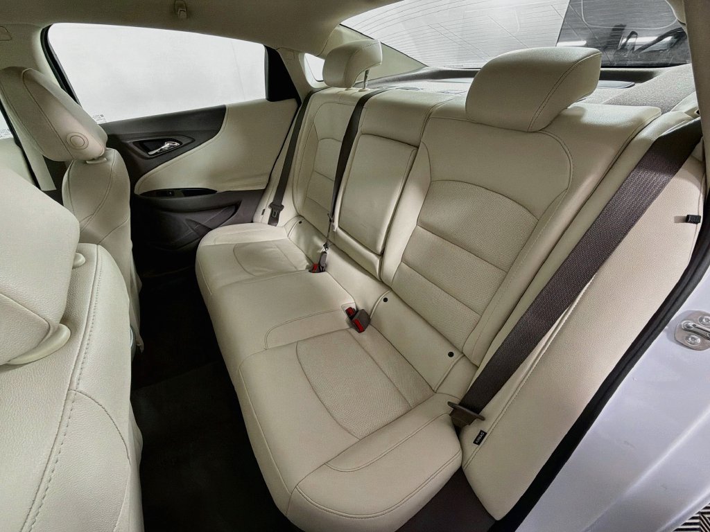Used 2024 Chevrolet Malibu LT FWD image 25