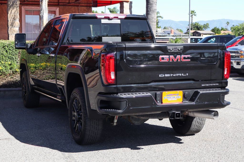 Used 2023 GMC Sierra 3500 Denali w/ Denali Black Diamond Edition image 7