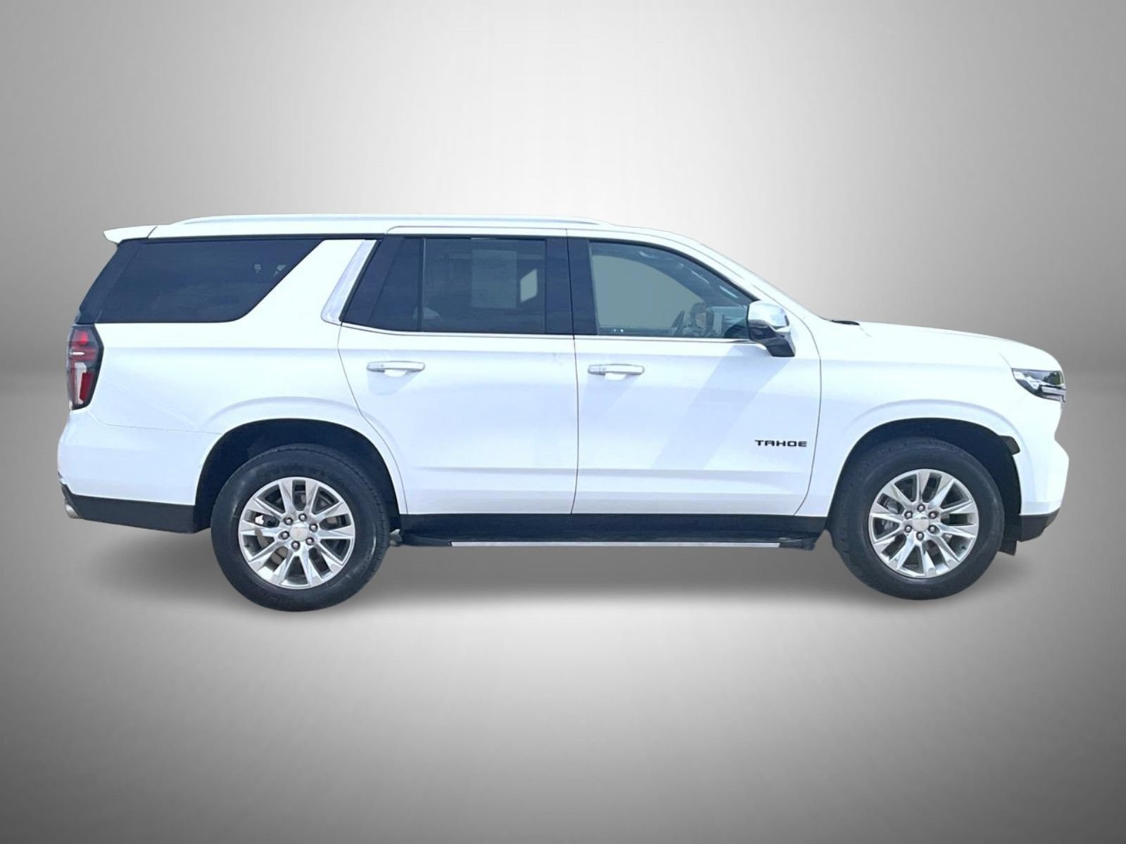 Used 2023 Chevrolet Tahoe Premier AWD/4WD image 4