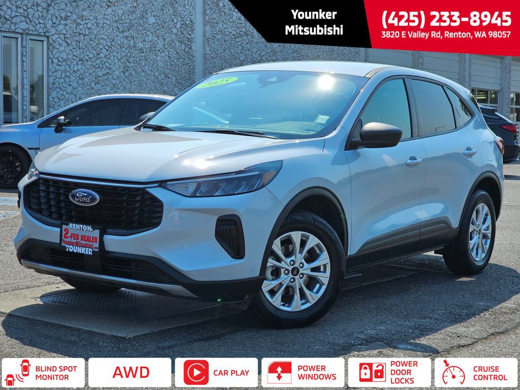 Used 2025 Ford Escape Active AWD/4WD image 1
