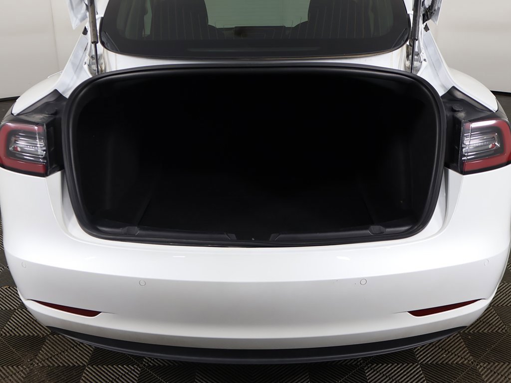 Used 2020 Tesla Model 3 Performance image 19