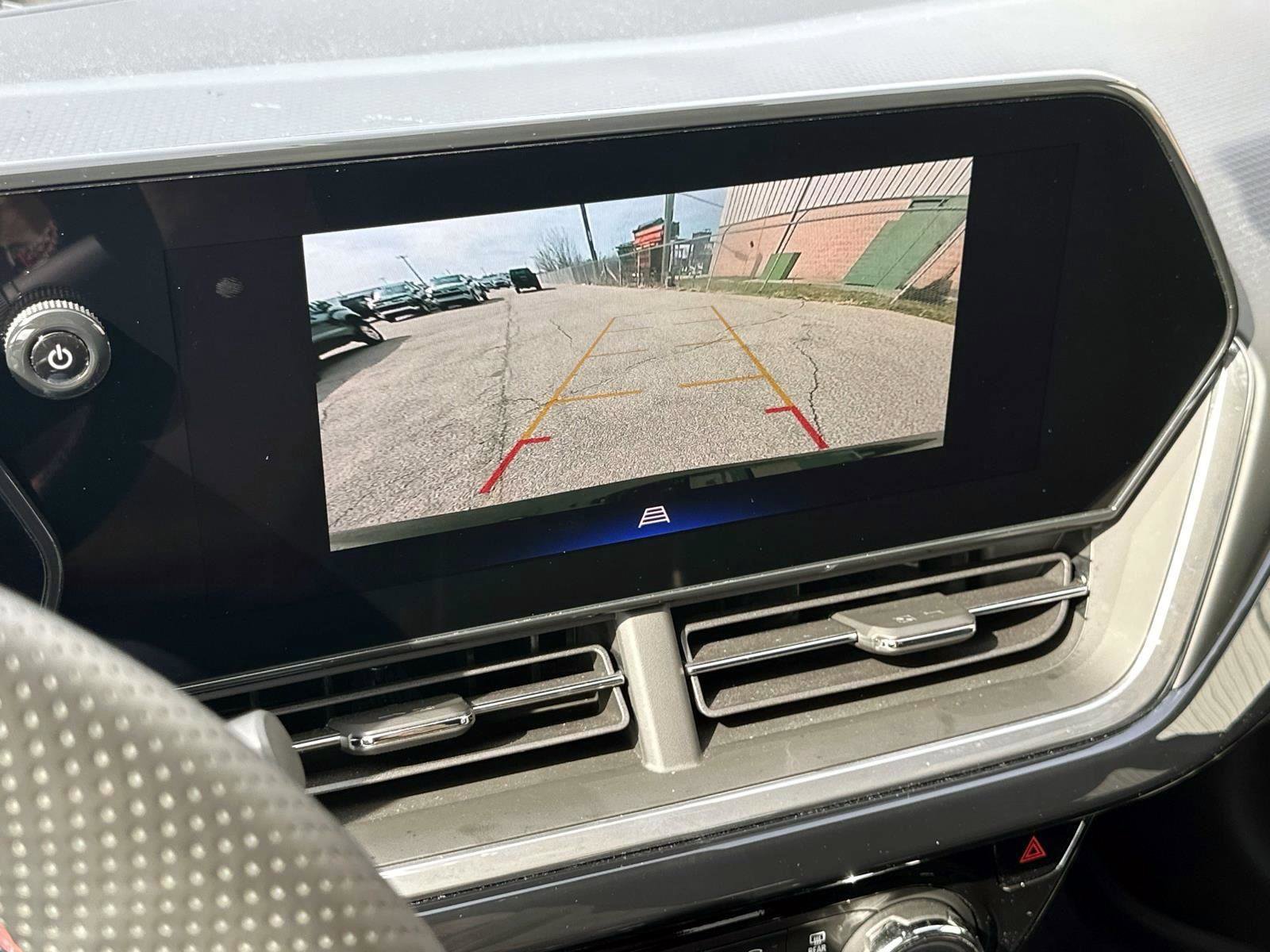 Certified 2024 Chevrolet Trax RS w/ Driver Confidence Package image 23