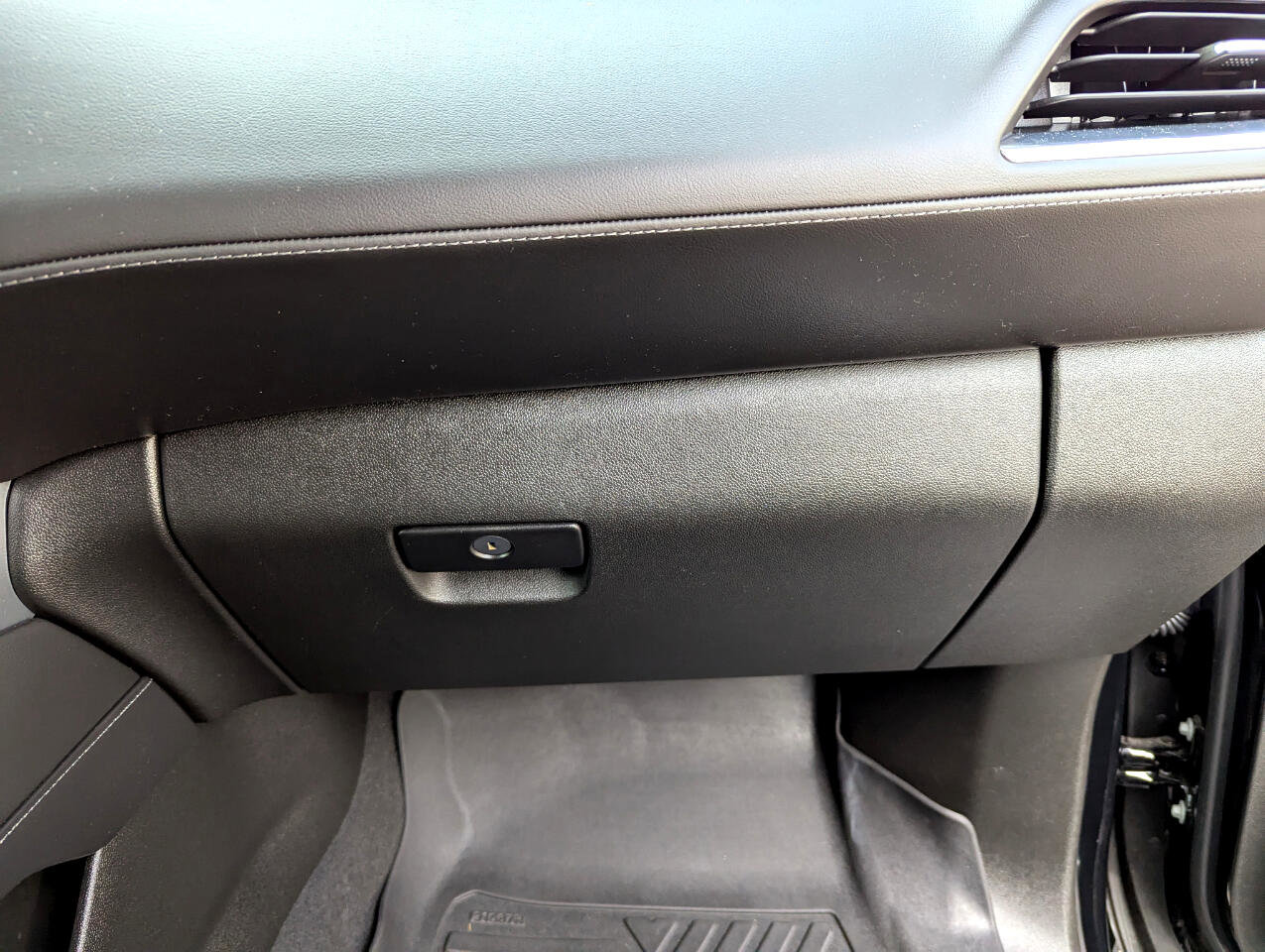 Used 2023 Chevrolet Tahoe Z71 image 33