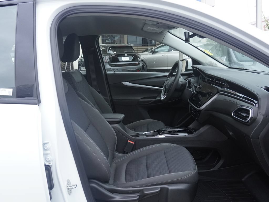 Used 2023 Chevrolet Bolt EUV LT w/ Driver Confidence Package FWD image 21