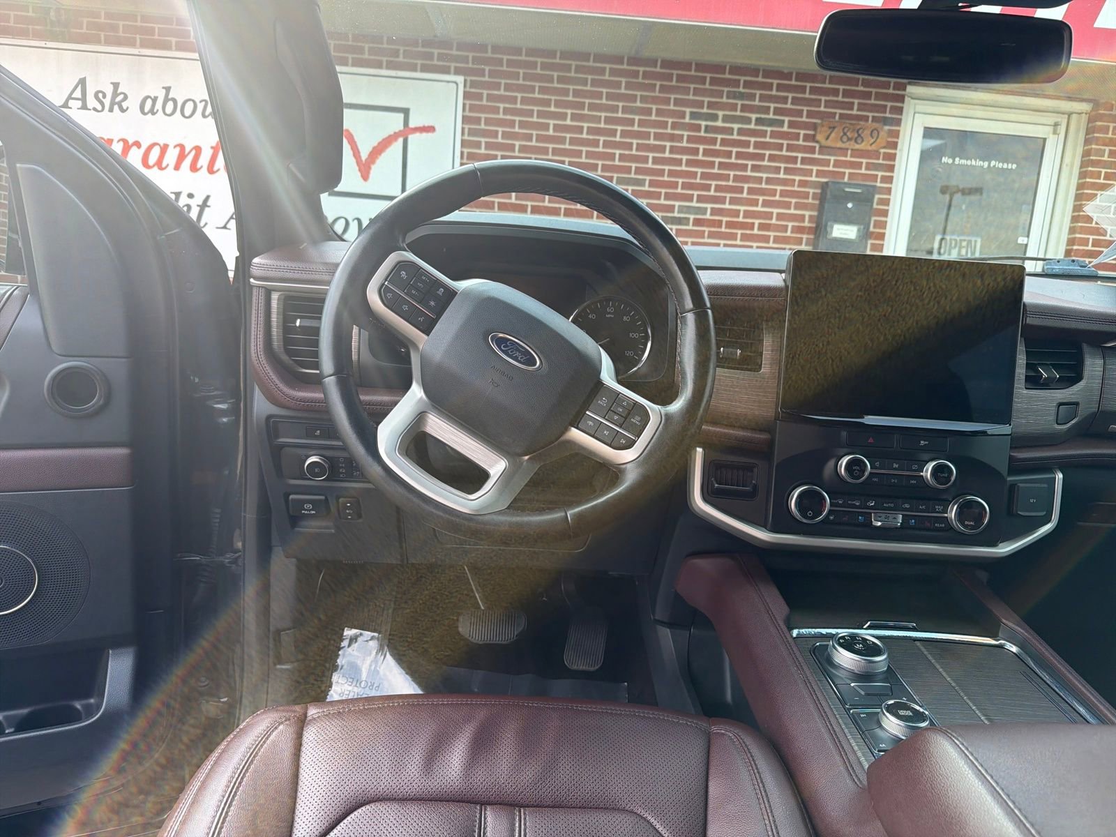 Used 2022 Ford Expedition Max Limited AWD/4WD image 14